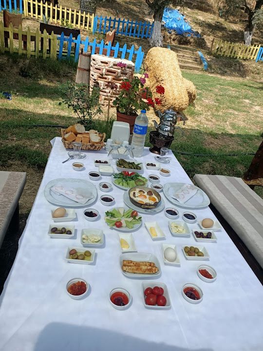 Genc Garden Kahvalti Ve Ocakbaşı