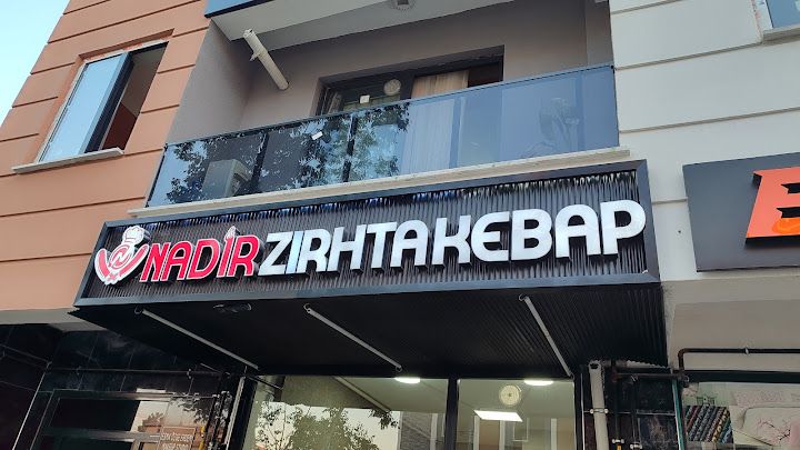 Nadir Zırhta Kebap