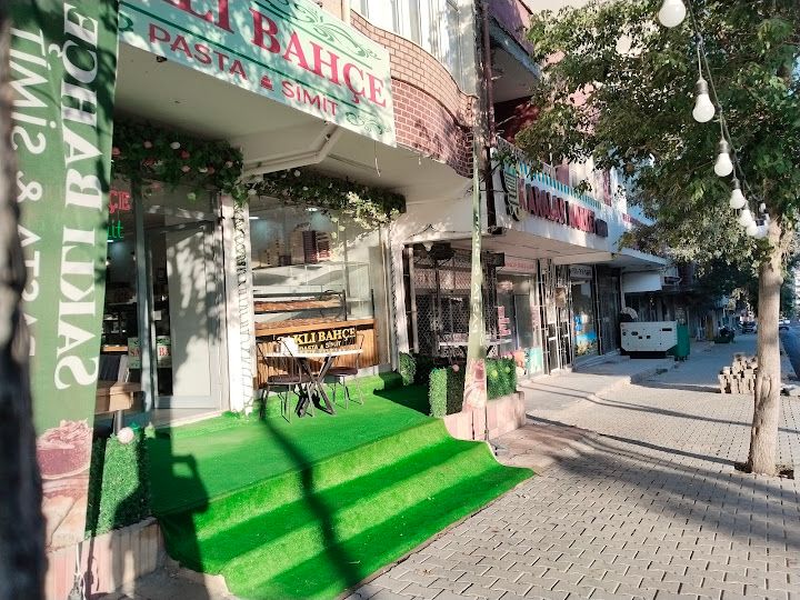 Saklı Bahçe Pasta Simit