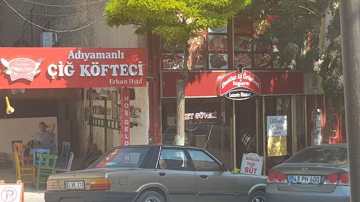 Dostlar Et, Izgara Ve Emet Güveci
