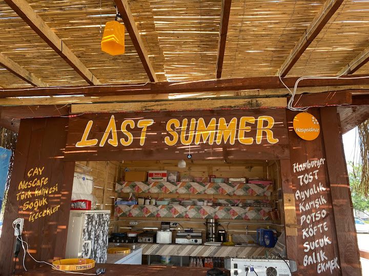 Last Summer Beach Cafe