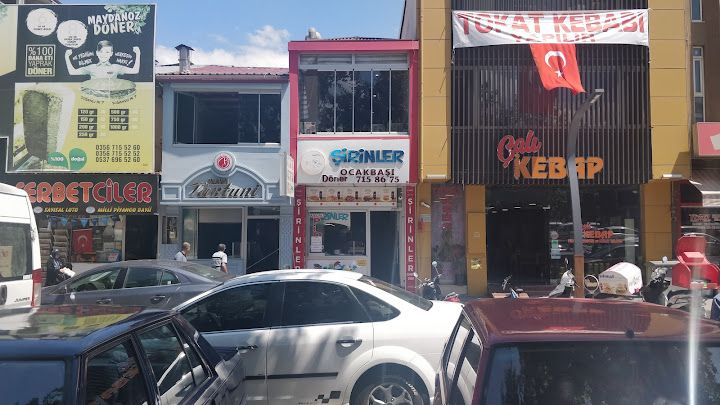 Şirinler Fast Food