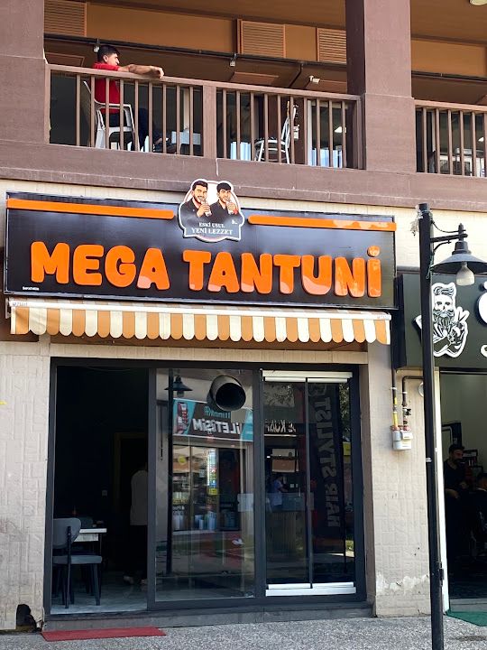 Mega Tantuni