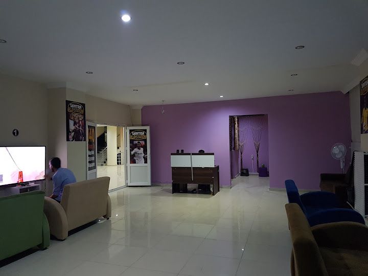 Santra Playstation Cafe