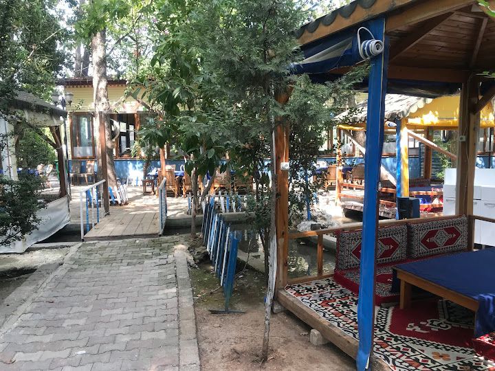 Petunya Restaurant