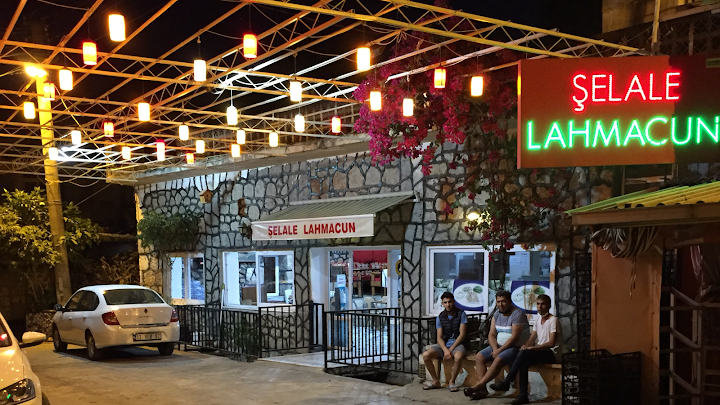 Şelale lahmacun