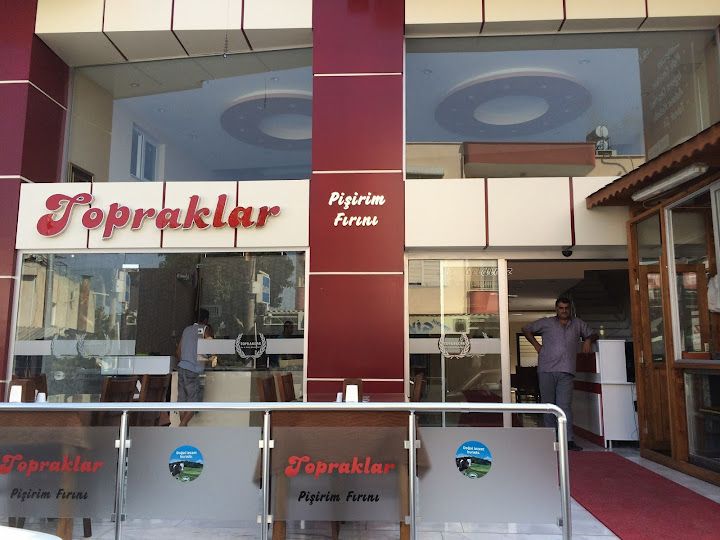 Topraklar Lahmacun