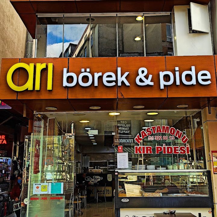 Arı Pide Börek Salonu