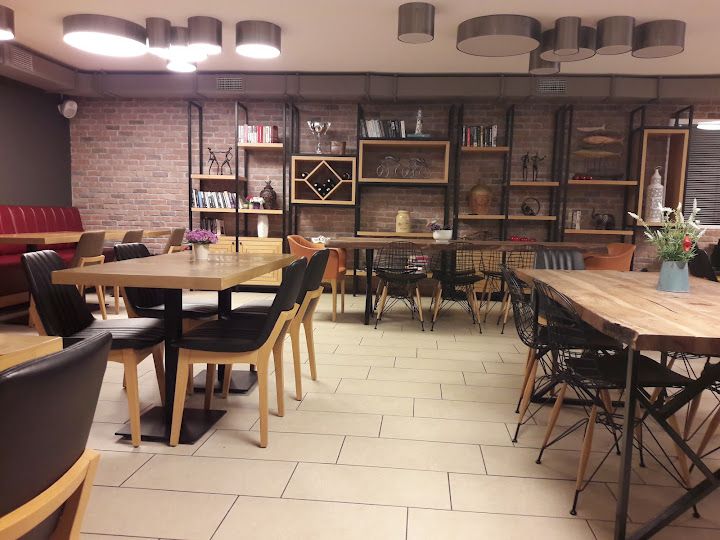 Mela Rossa Restaurant