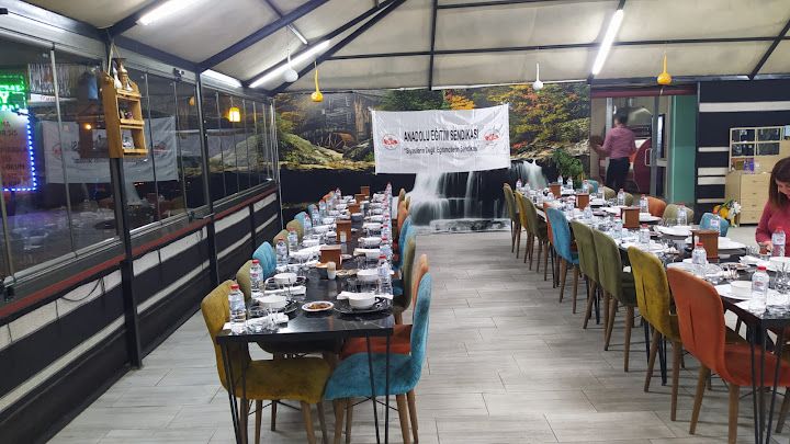 Meşhur Kavurmacı Nafis Usta Et Mangal Çorba Ve Kahvalti