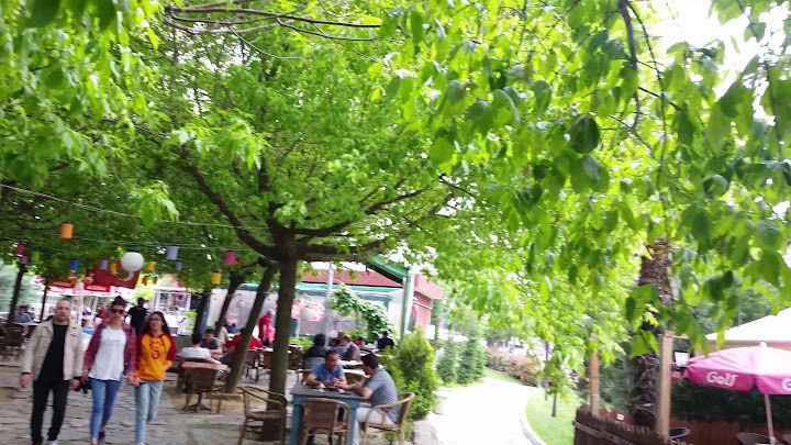 Çevre Büfe Çay Bahçesı