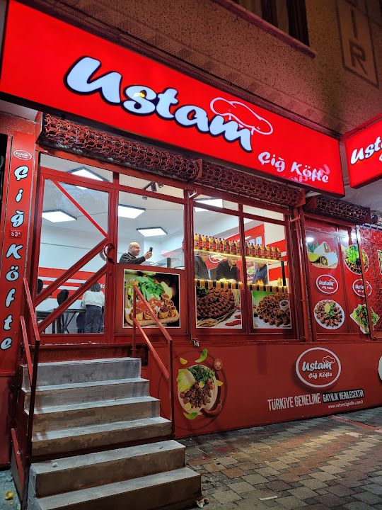 USTAM ÇİĞ KÖFTE ESENLER