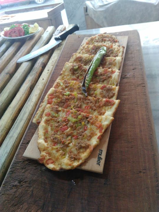44 Mesut Pide & Lahmacun