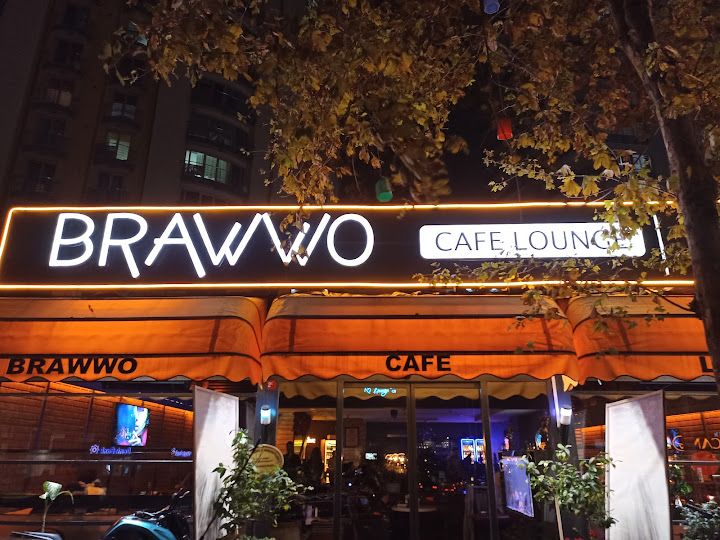 Brawwo Cafe Lounge