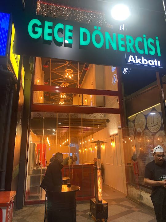 Gece Dönercisi Akbatı