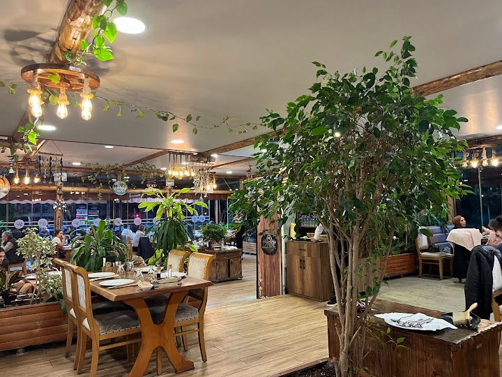 Ziyade Balık & Et Restorant Bahçeşehir