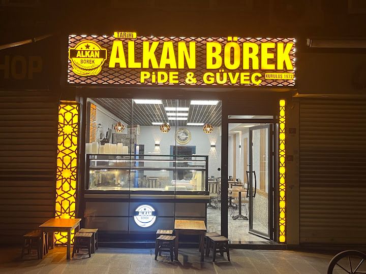 Alkan Börek Pide & Güveç