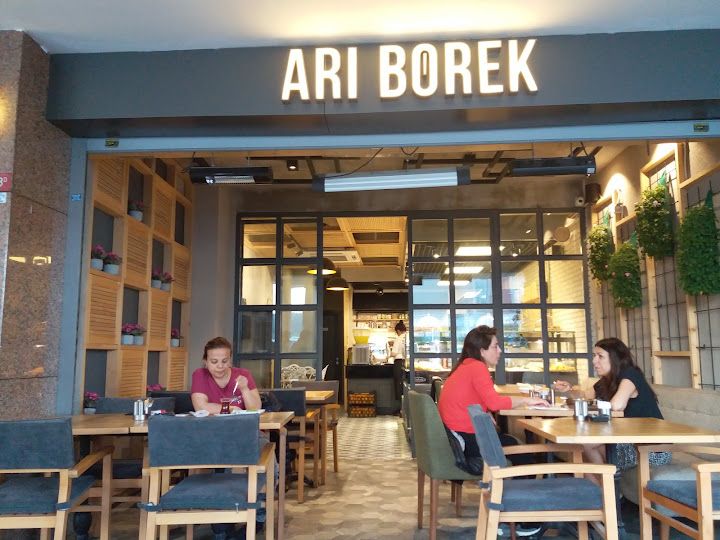 Arı Börek