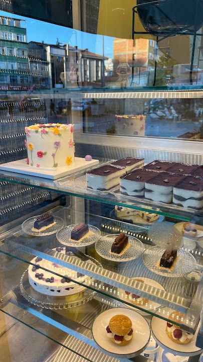 Bi'cakery