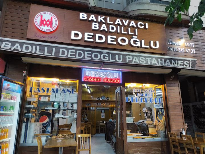 Baklavacı Badıllı Dedeoğlu