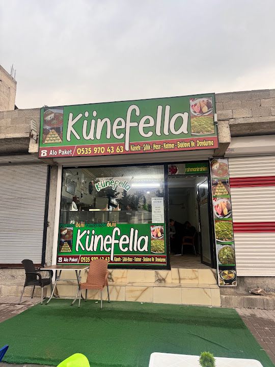Künefella