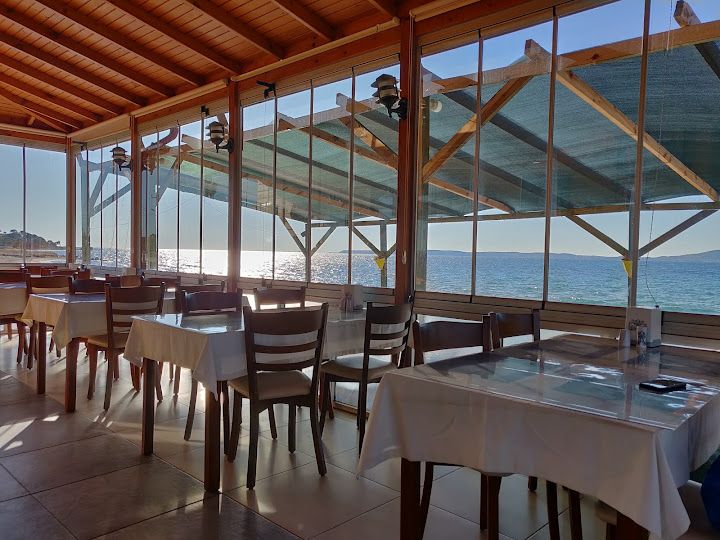 Engame Restaurant Beach