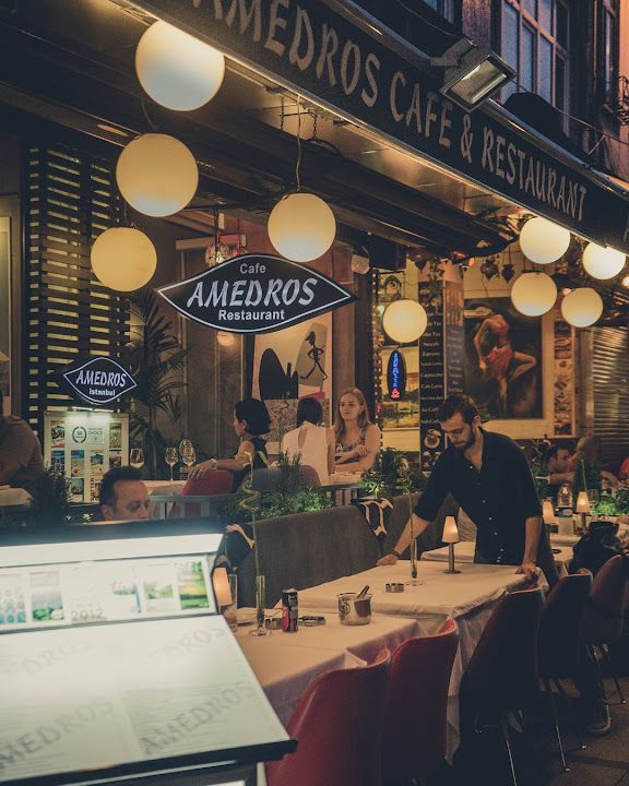 Amedros Cafe & Restaurant