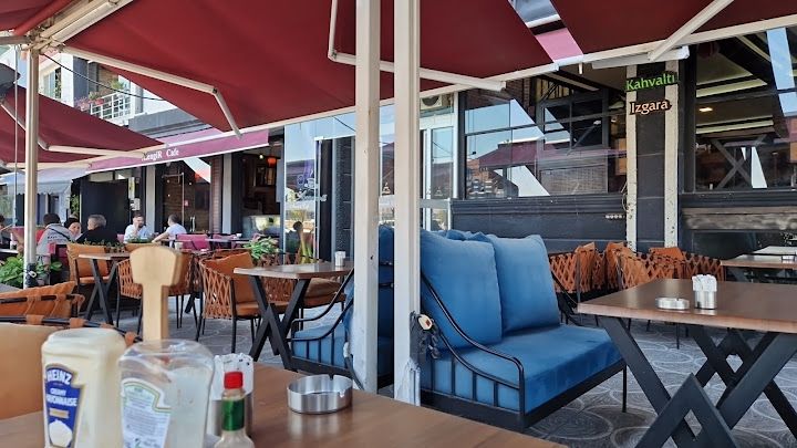 Ammoti Nargile Cafe
