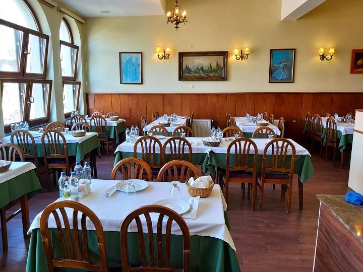 Aslan Restaurant