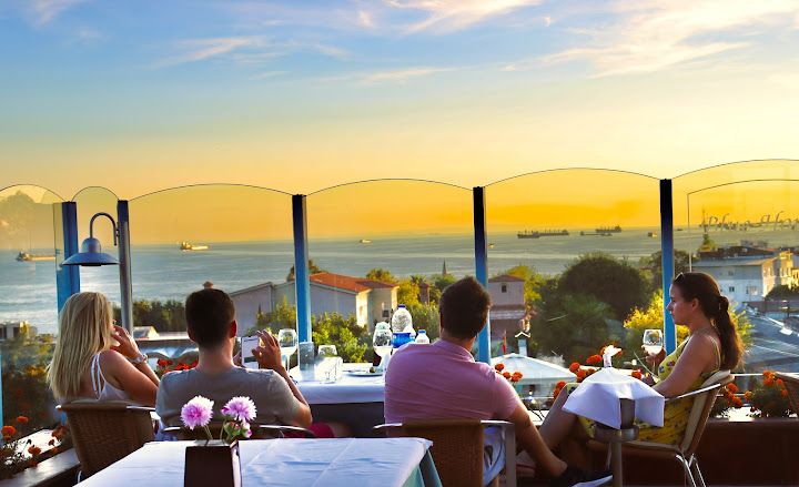 Blue House Hotel & Rooftop – 360 Sunset View Of Istanbul