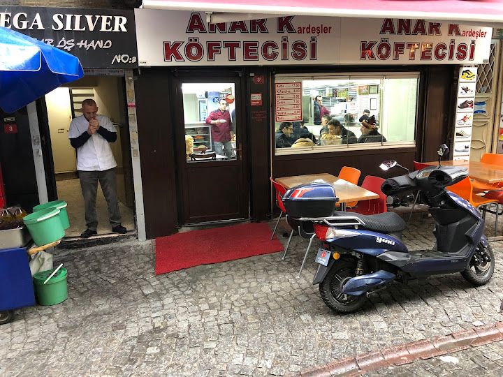 Çemberlitaş Kardeşler Köftecisi