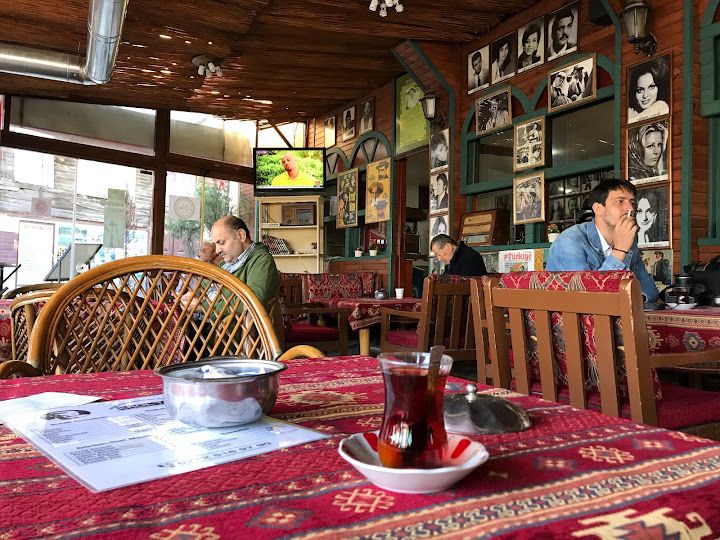 Erol Taş Café & Nargile
