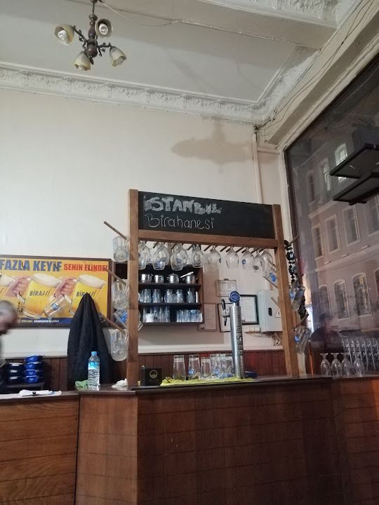 Istanbul Pub