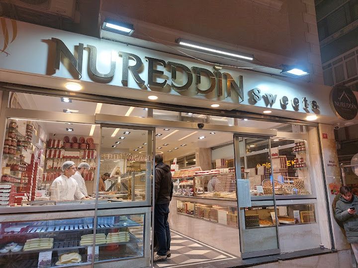Nureddin Tatlıları