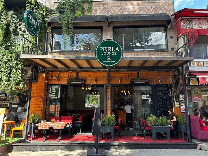 Perla Barbecue Restaurant