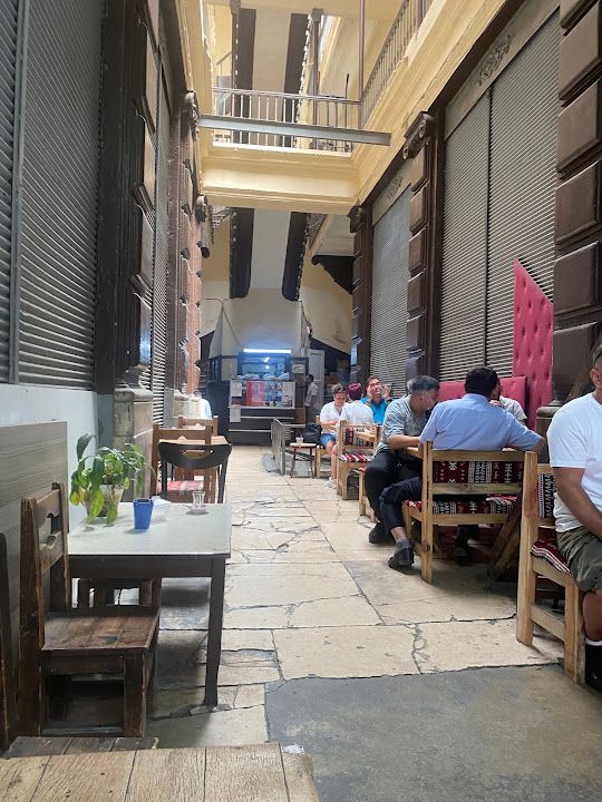 Servet sandwich. F özay Ramazan ayından sonra kapanıyor