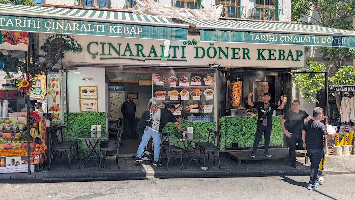Tarihi Çınaraltı Döner Kebap