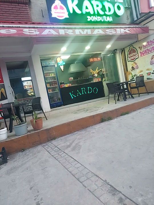 Cafe Sarmaşık Fatsa&kardo Dondurma