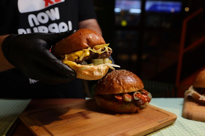 Now Burger Pizza