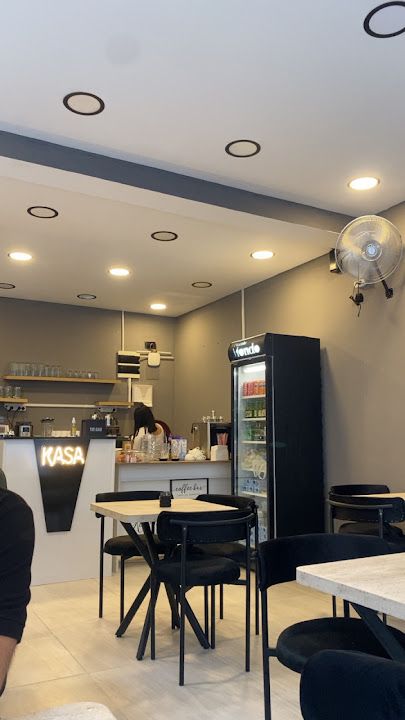 Piccolo Mondo Coffee & Dessert