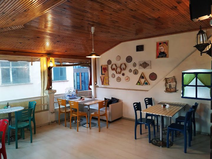 Vosvos Cafe & Bistro