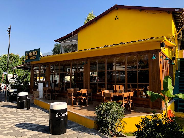 Büyükev Pub & Kitchen
