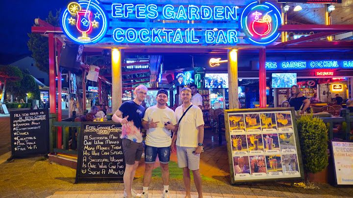 Efes Garden Cocktail Bar