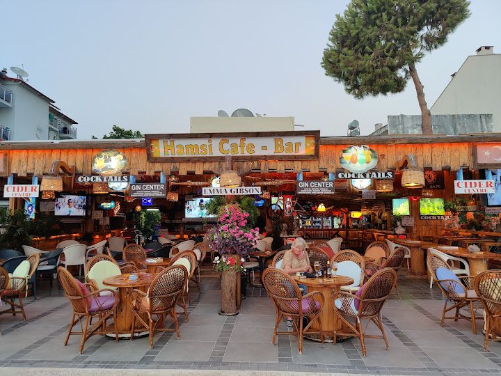 Hamsi Cafe Bar