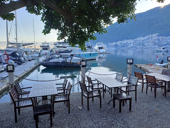 Marina Et Restaurant