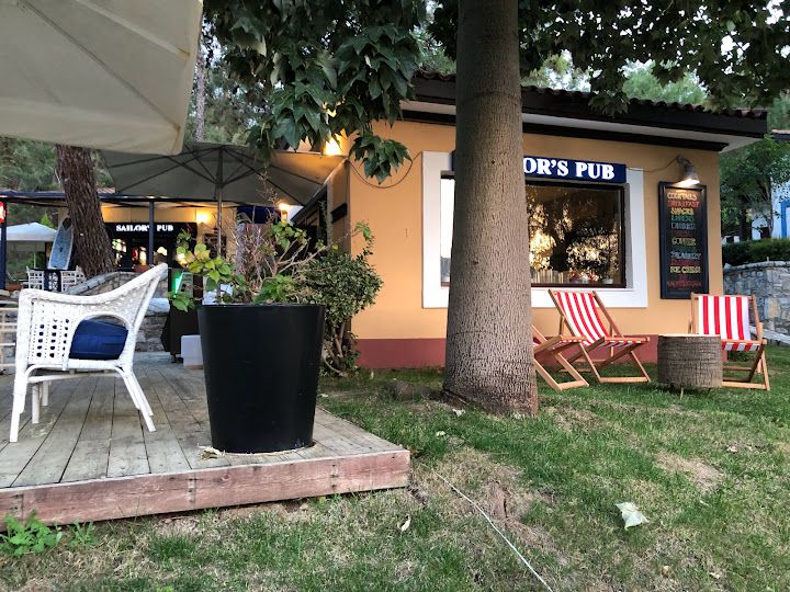 Sailor's Pub & Restaurant