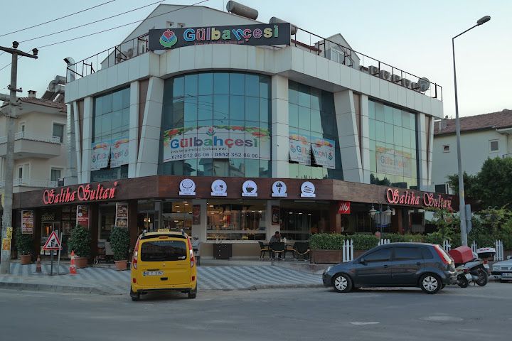 Saliha Sultan Pastanesi Taşyaka Şubesi