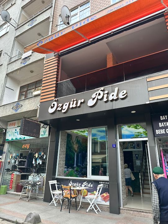 Özgür Pide