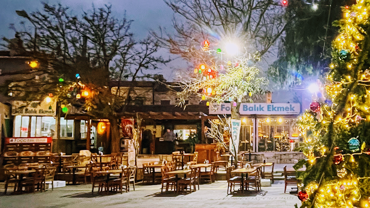 Foça Balık Ekmek Meydan