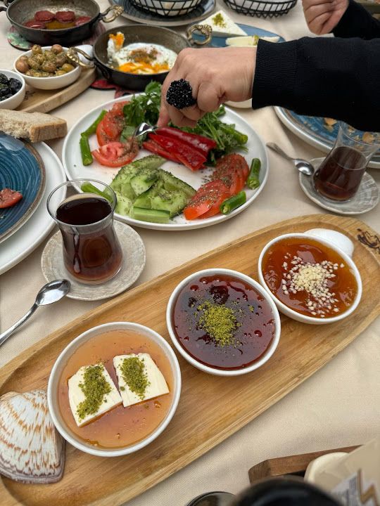 Foça Serpme Kahvaltı